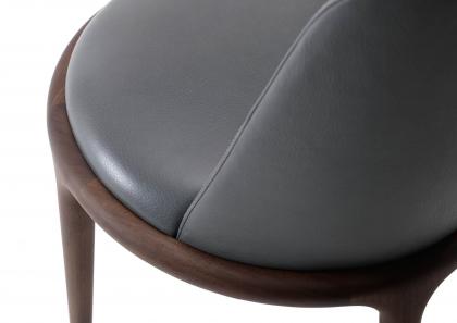 Dettaglio seduta sedia elegante moderna Joan - BertO