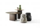 Pouf di Design Stardust e Tavolini Passenger - BertO