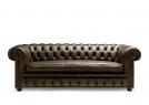 Divano Chesterfield Richmond realizzato a Meda nella Tappezzeria Sartoriale BertO