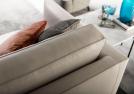 Dettagli del divano Time Break realizzato nella Tappezzeria Sartoriale BertO