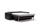 Divano letto Nemo in pelle nera #BertoLive - aperto