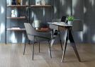 Sedia jackie in pelle con braccioli accanto a scrittoio - BertO Outlet