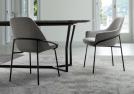 Sedia Jackie in tessuto con e senza braccioli - BertO  Outlet