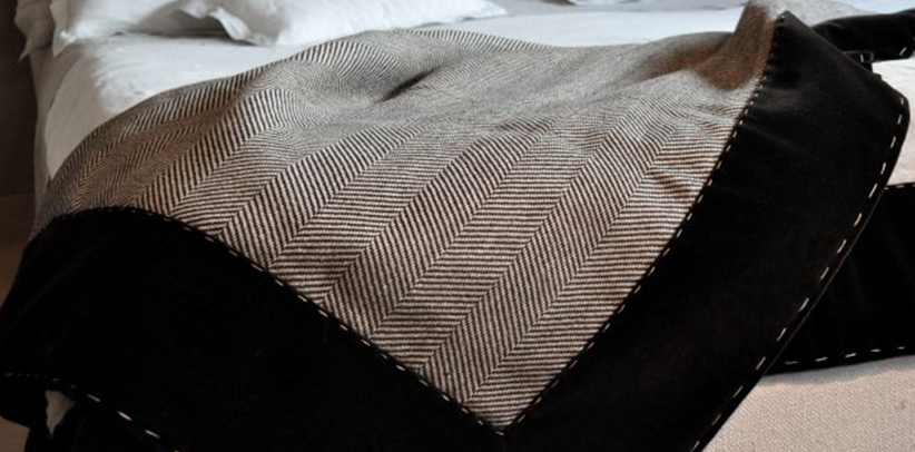 plaid cachemire Loro Piana Interiors in der BertO Textilkollektion